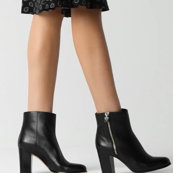 Michael Kors Black Heeled Boots - Picture 1 of 16